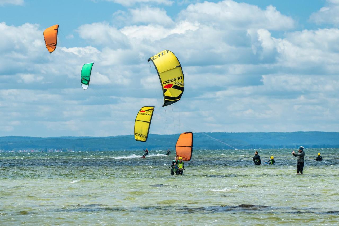 Готель Maszoperia Sun4Hel Kite & Wind & Surf Ястарня Екстер'єр фото