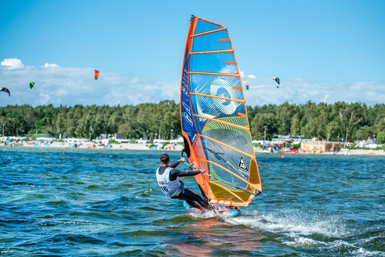 Готель Maszoperia Sun4Hel Kite & Wind & Surf Ястарня Екстер'єр фото